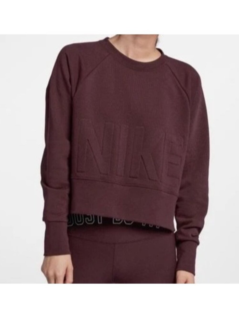 Nike Ladies Versa Embossed Logo Burgundy Cropped Sweatshirt M EUC - AH8436-652